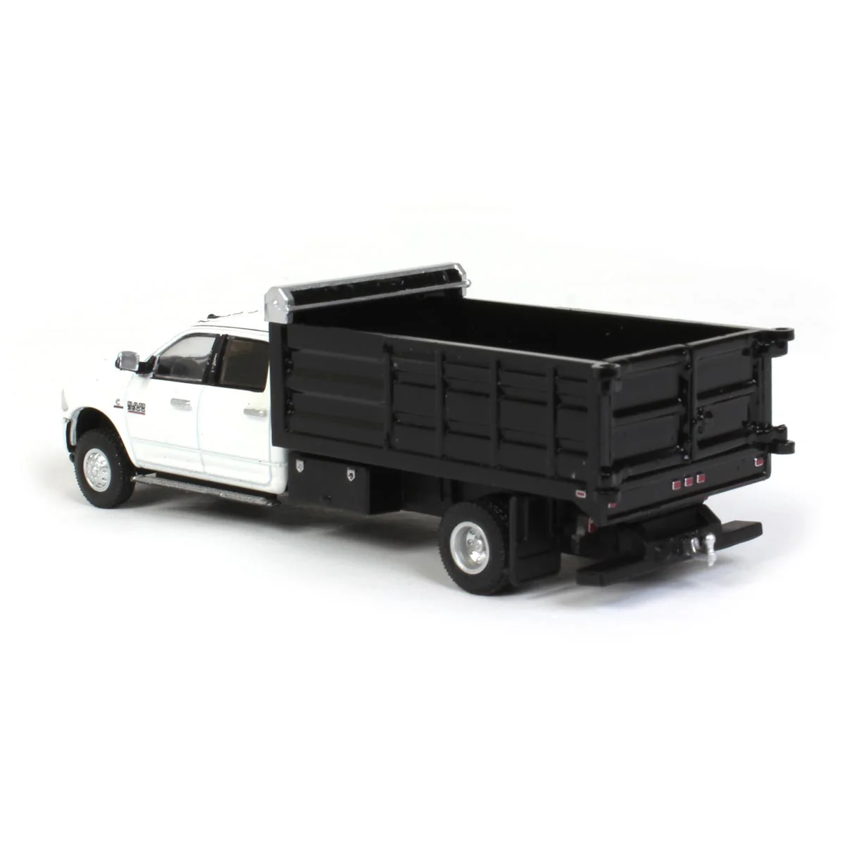 1/64 2018 Ram 3500 Dually Landscaper Dump Truck Bright White by Greenlight Collectibles - Image 4