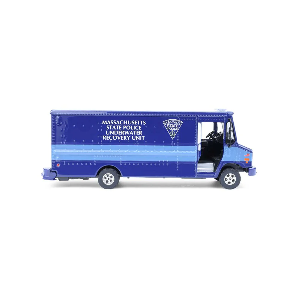 1/64 2019 Step Van, Massachusetts State Police Underwater Recovery Unit, H.D. Trucks Series 26 - Image 4