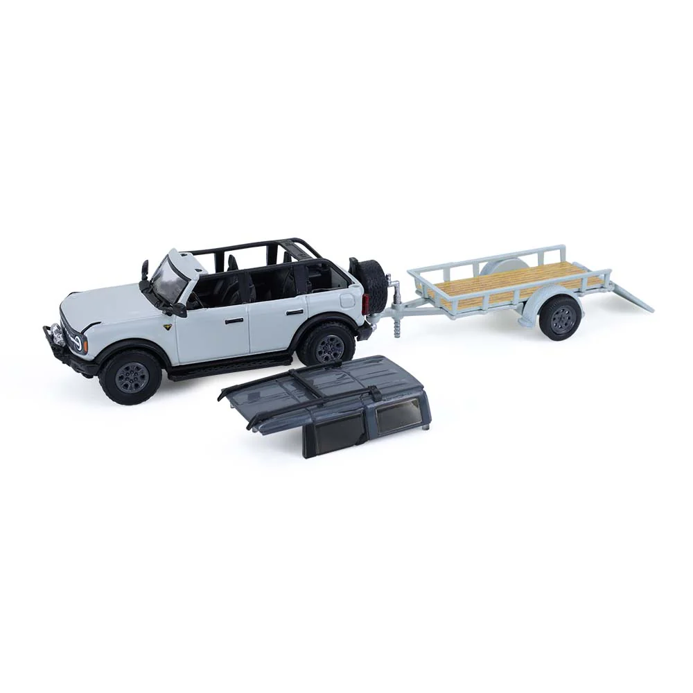 1/64 2021 Ford Bronco 4-Door Badlands, Cactus Grey with Utility Trailer & Motorcycle, Hitch & Tow Series 33 - Image 2