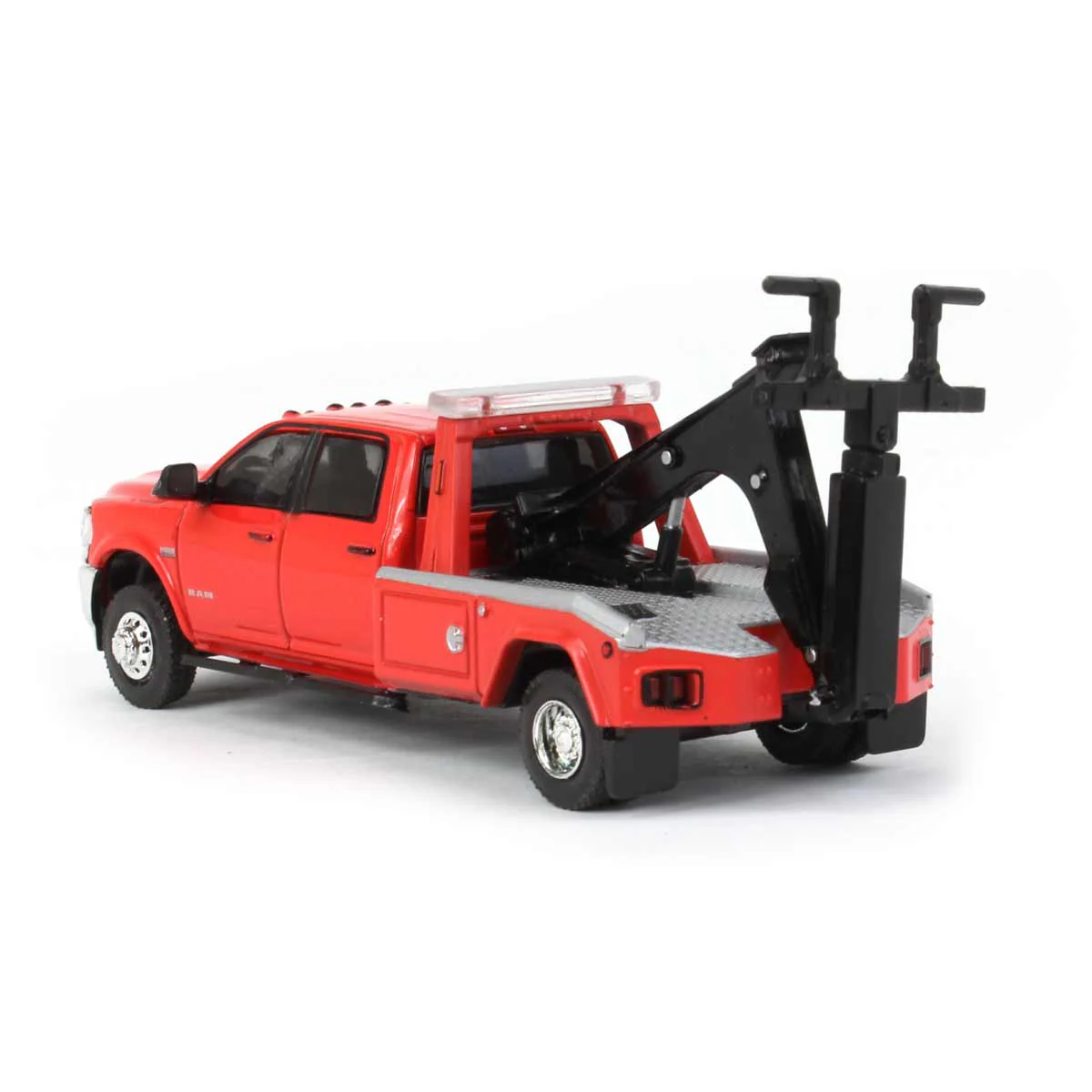 1/64 2022 RAM 3500 Wrecker, Flame Red, Dually Drivers Series 11 - Image 4
