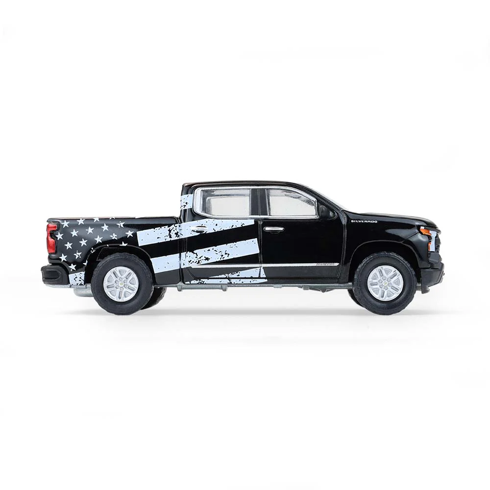1/64 2023 Chevrolet Silverado, Stars & Stripes, Blue Collar Collection Series 14 - Image 4
