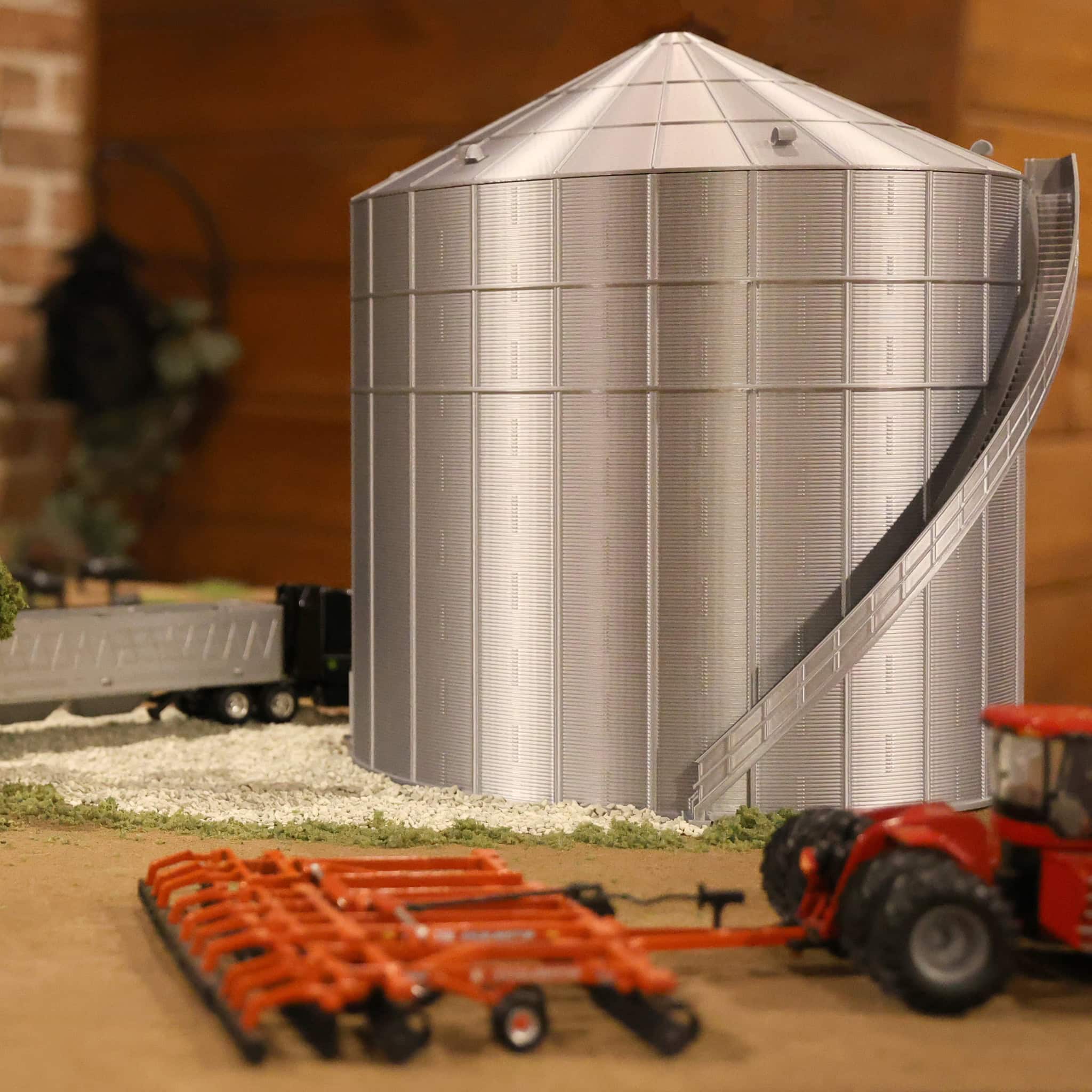 1/64 40-50K Bushel Grain Bin with Stairs & Centrifugal Fan by REVD Toys, 3D Printed - Image 8