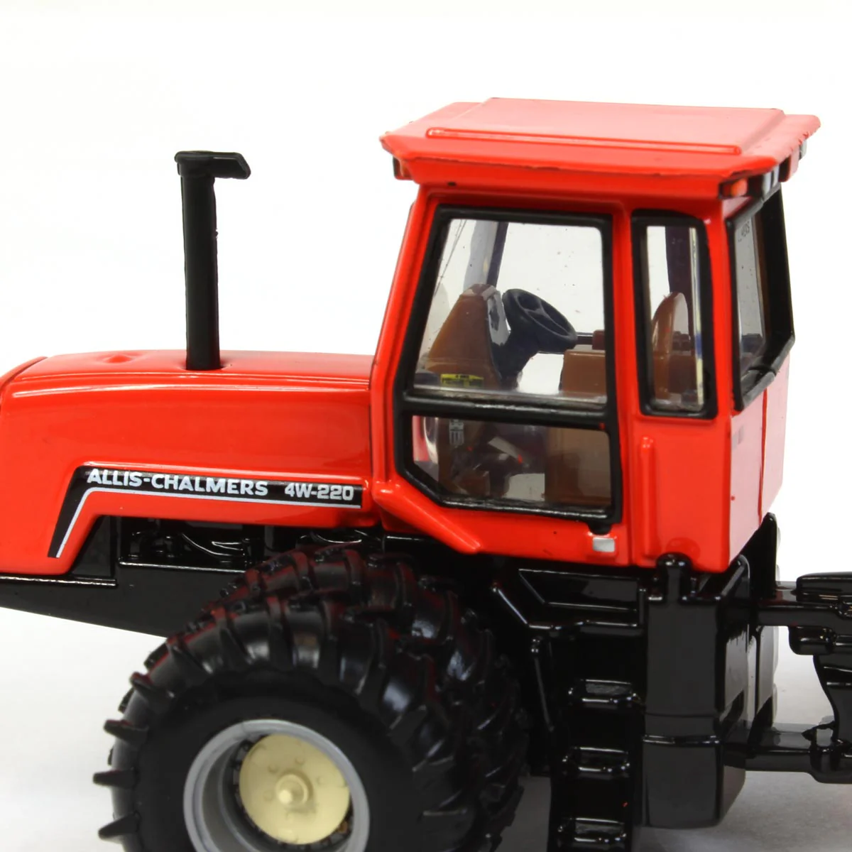 1/64 Allis Chalmers 4W-220 Tractor with Duals by ERTL, 2020 National Farm Toy Show Limited Edition - Image 6