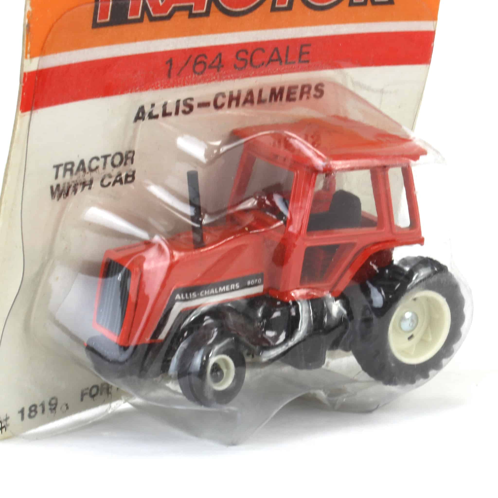 1/64 Allis Chalmers 8070 Tractor with Cab in Vintage Pack - Image 2