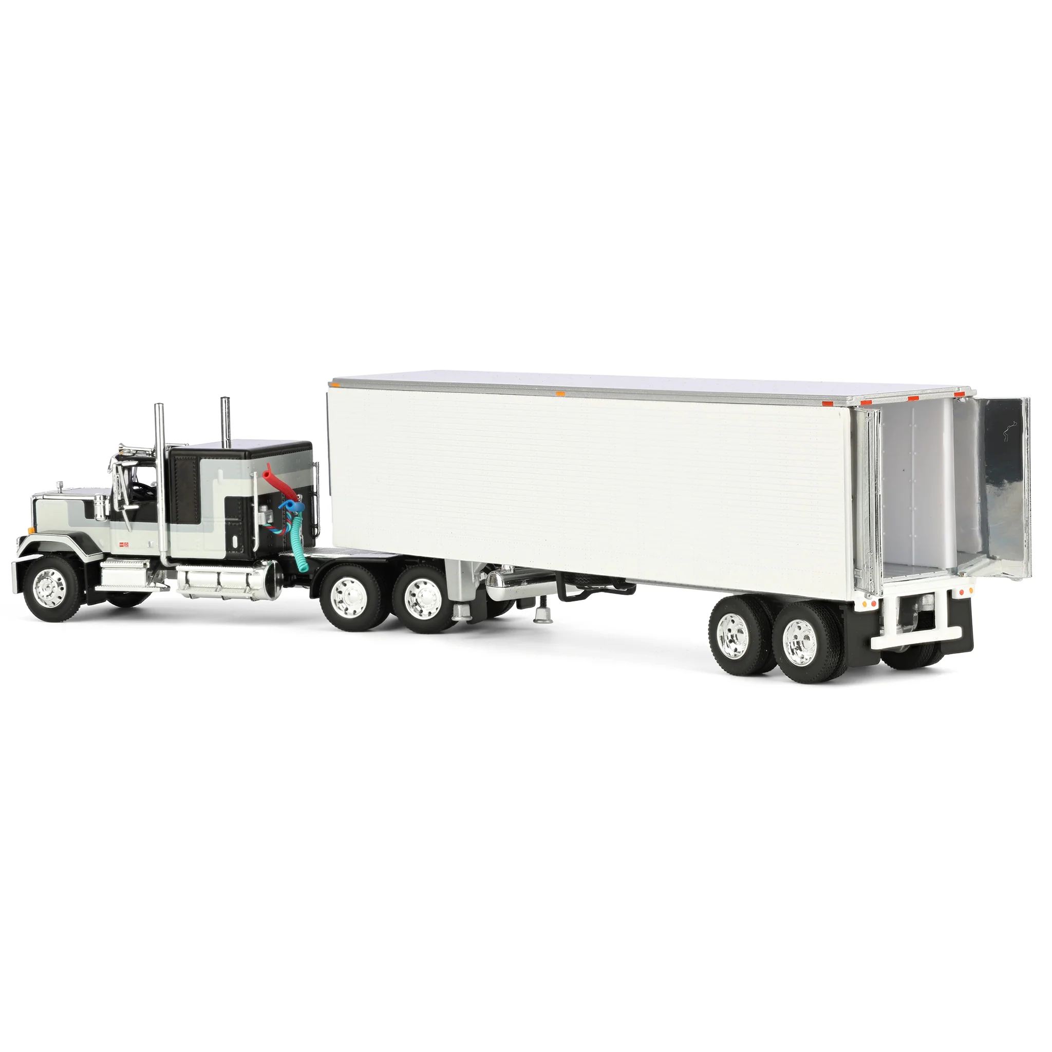 1/64 Black GMC General with 60in Flattop Sleeper & 40ft Vintage Reefer Trailer, DCP by First Gear - Image 4