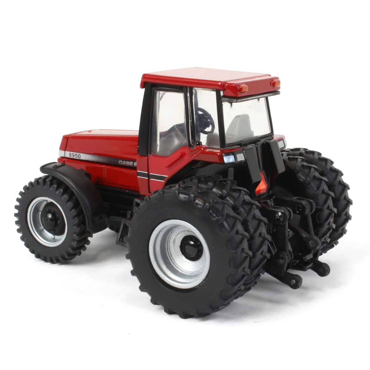 1/64 Case IH 8950 Magnum Tractor with Rear Duals, ERTL Prestige Collection - Image 4