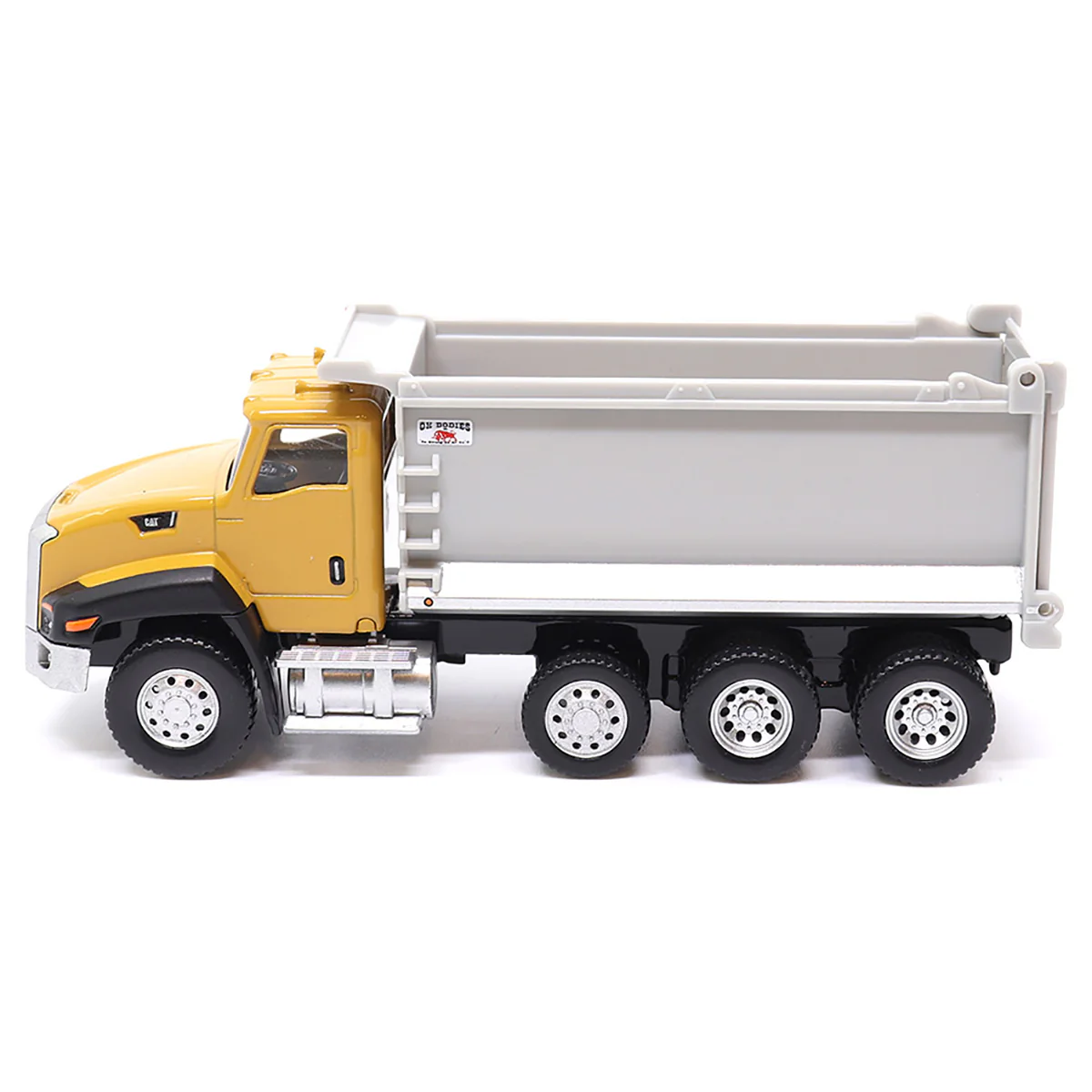 1/64 Caterpillar CT660 Dump Truck - Image 2