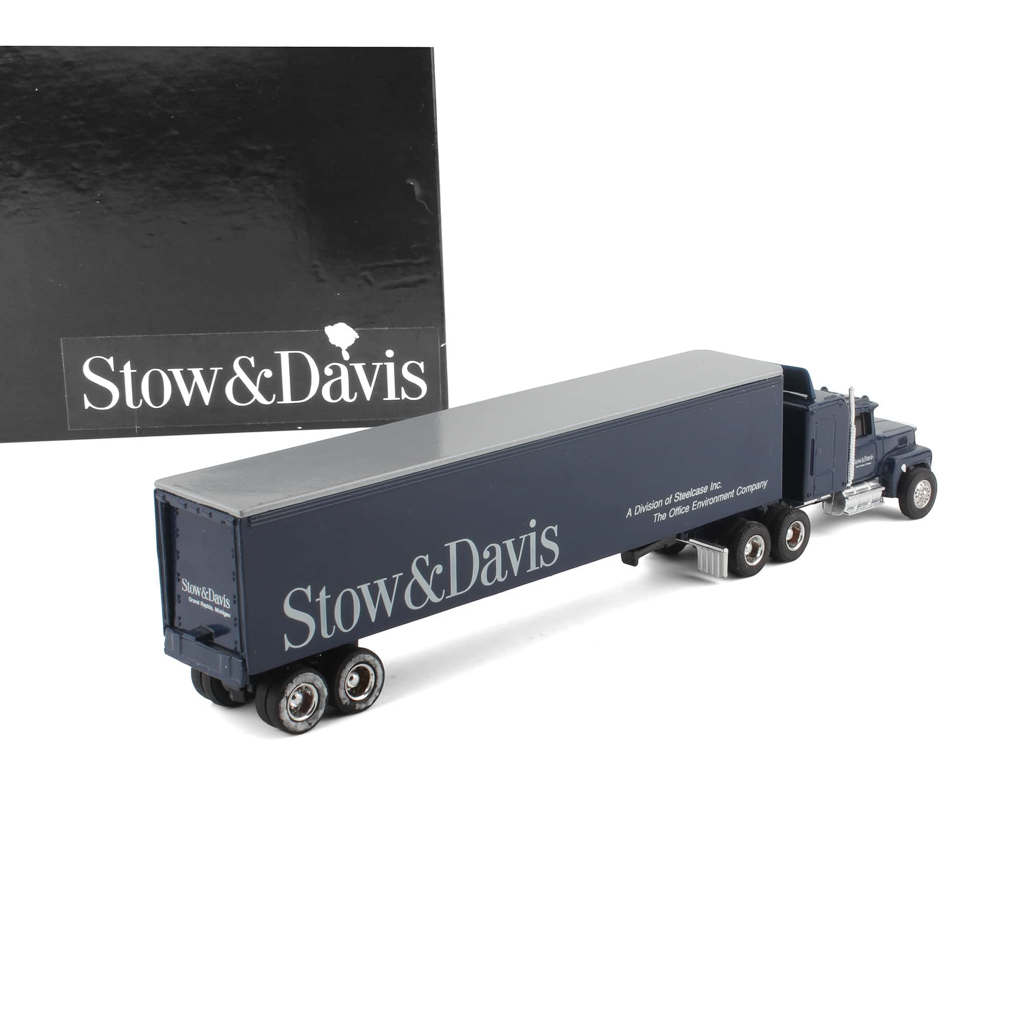 1/64 Ford LTL-9000 with Sleeper Semi Truck & Trailer, Stow & Davis deco by ERTL - Image 2
