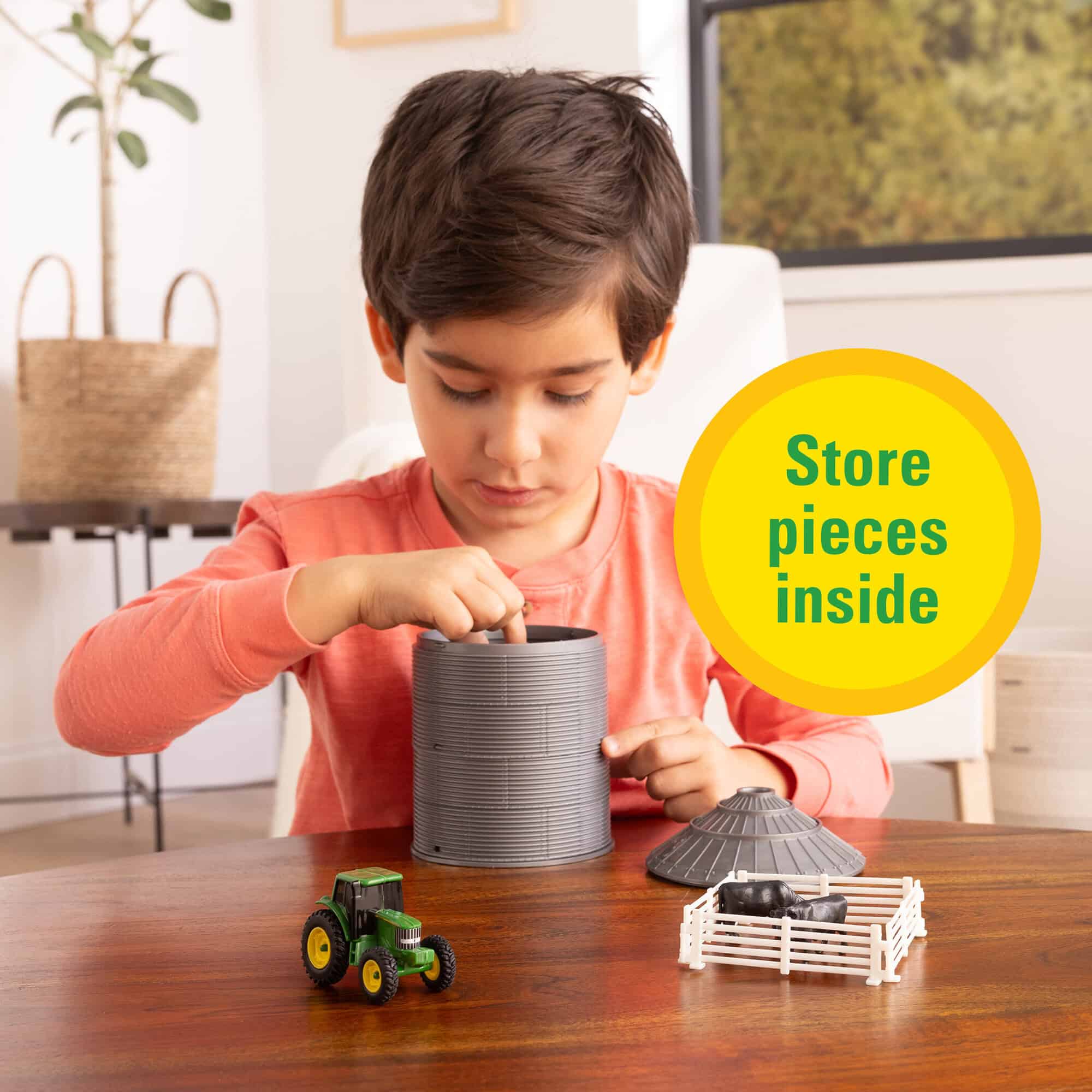 1/64 John Deere Grain Bin Set by ERTL with Tractor, Cattle, Hay Bales & Fence - Image 3