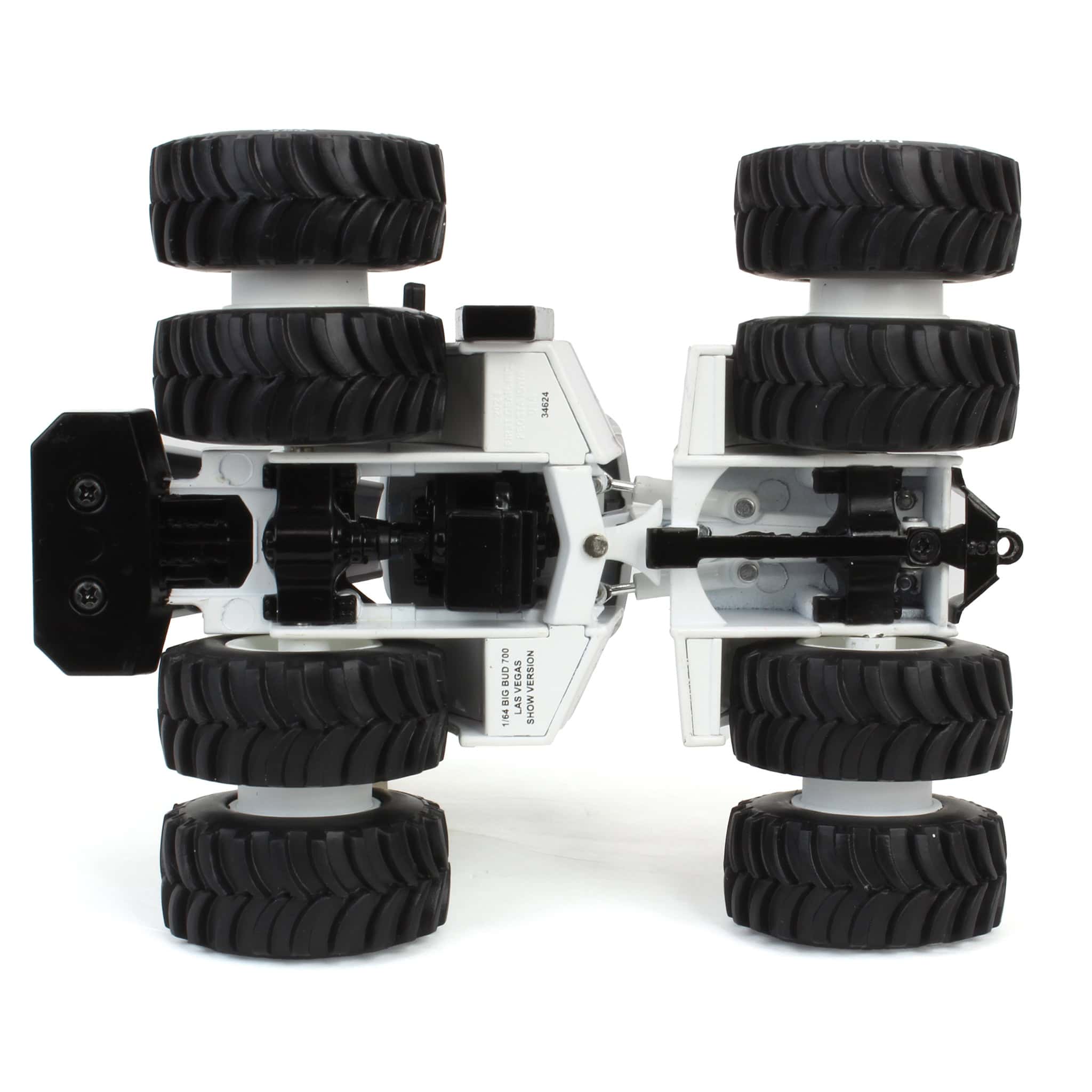 Las Vegas White AG Version ~ 1/64 Big Bud 700 Tractor with Titan Goodyear LSW Tires - Image 6