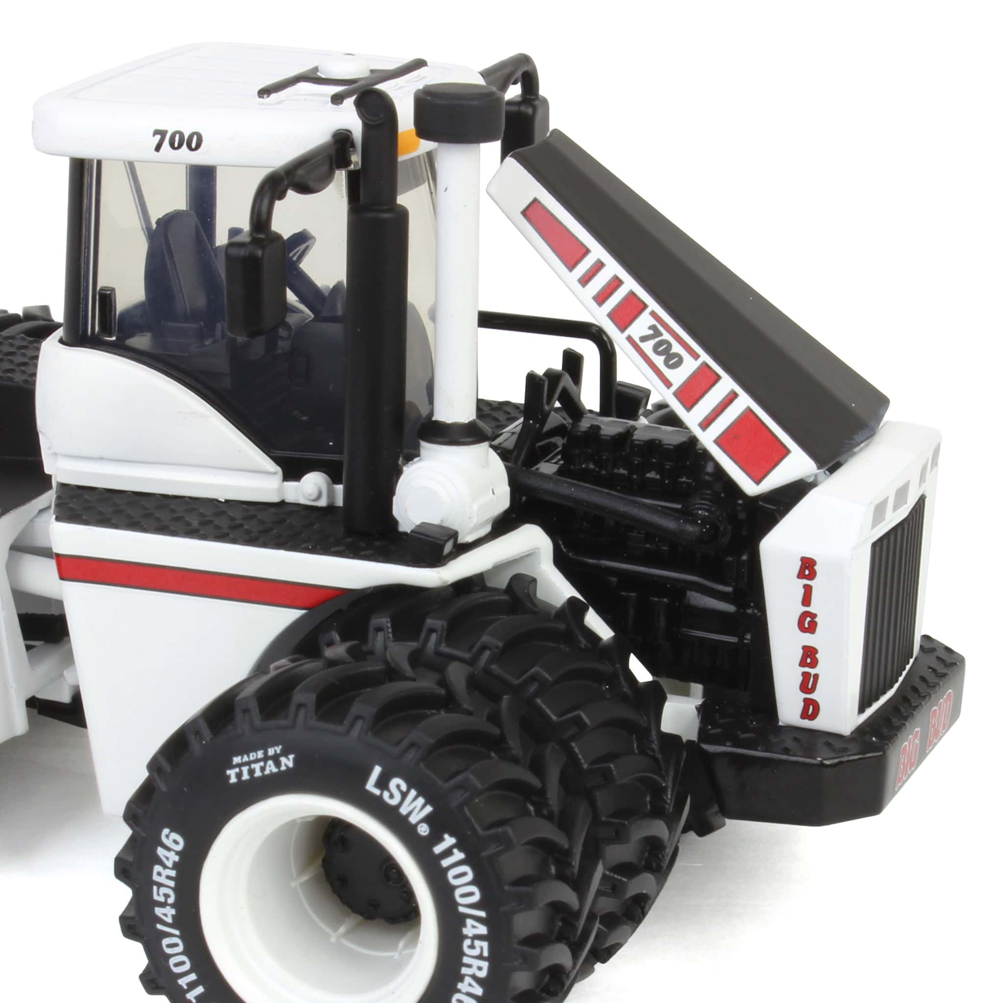 Las Vegas White AG Version ~ 1/64 Big Bud 700 Tractor with Titan Goodyear LSW Tires - Image 9