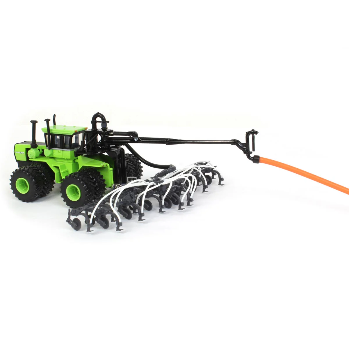1/64 Puck Manure 4WD Tractor Mounted Swingarm with Dietrich Toolbar by SpecCast - Image 6