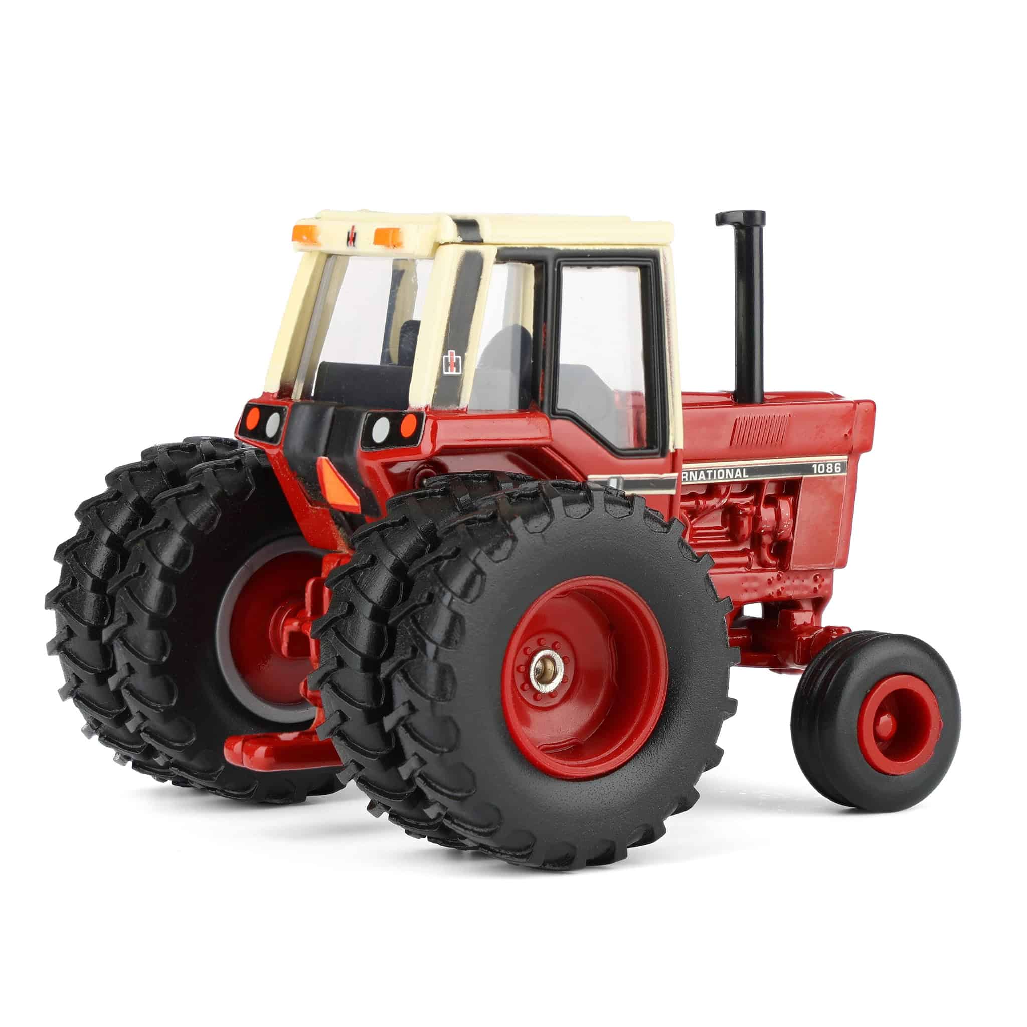 1/64 International 1086 Tractor with Duals by ERTL, 2015 National Farm Toy Museum - Image 3