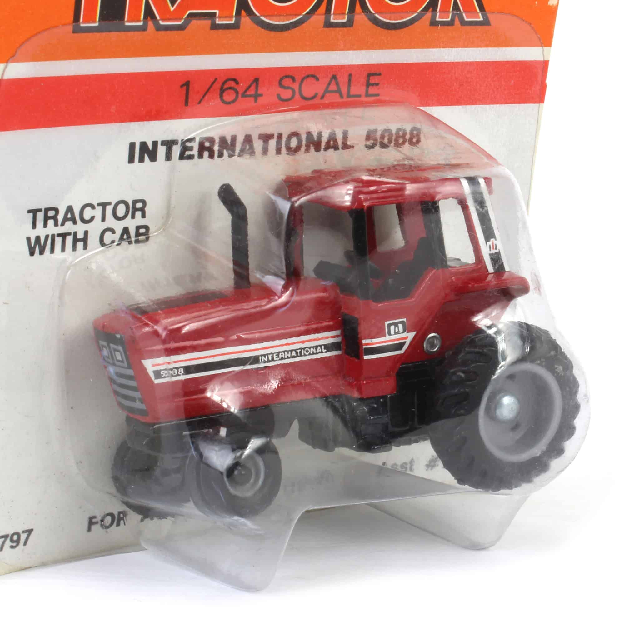 1/64 International 5088 Tractor with Gray Rims by ERTL - Image 2