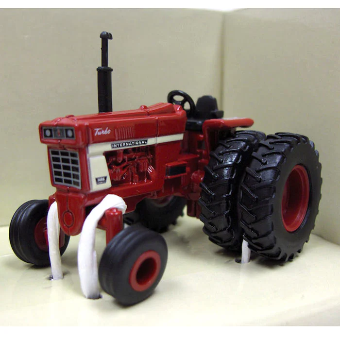 1/64 International Harvester 1468 & 1466 40th Anniversary Tractor Set by ERTL - Image 5