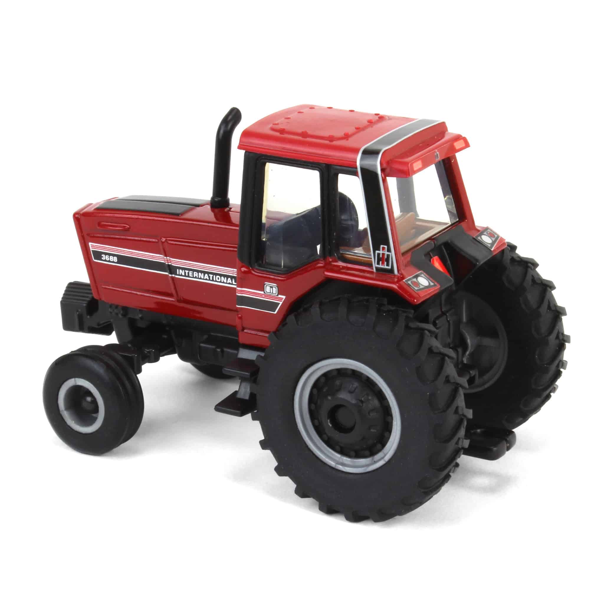 1/64 International 3688 Tractor with Cab by ERTL - Image 4