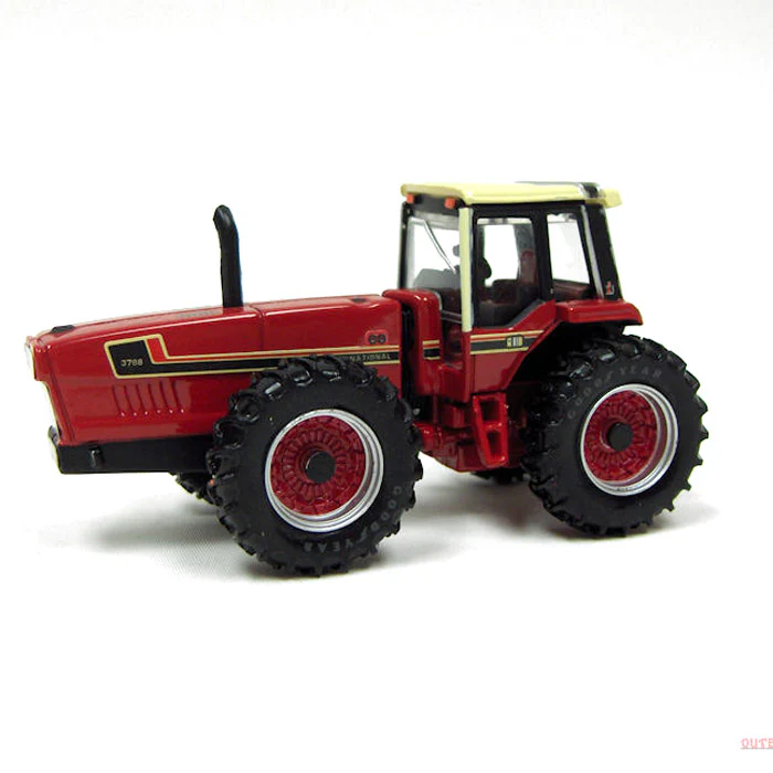 1/64 International Harvester 3788 2+2 4WD Tractor by ERTL, 2010 National Farm Toy Show - Image 2