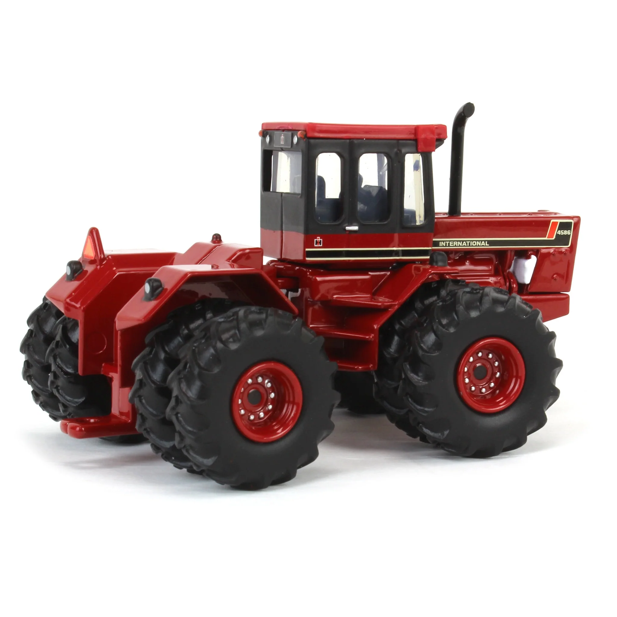 1/64 International Harvester 4586 Tractor with Front & Rear Duals, ERTL Prestige Collection - Image 3