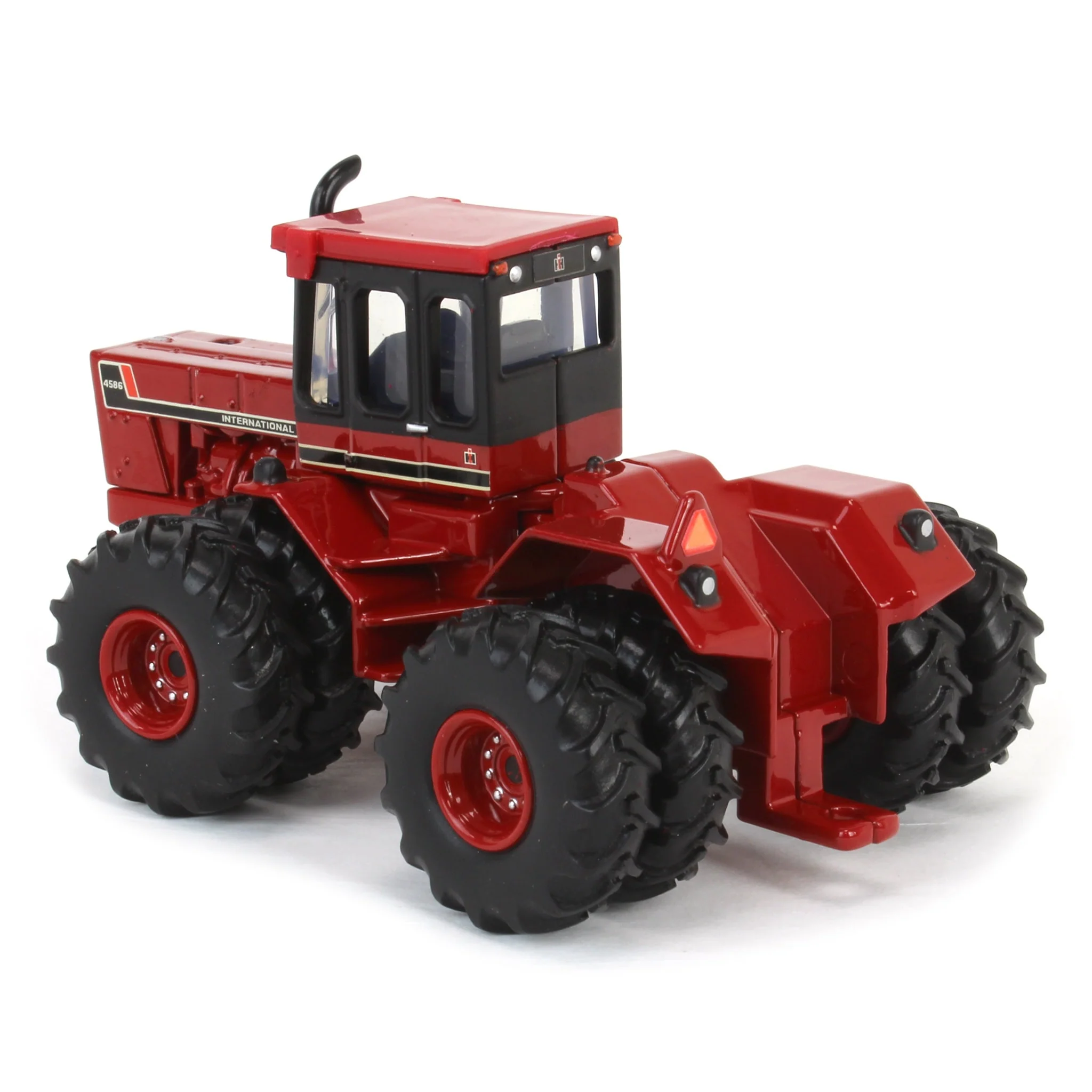 1/64 International Harvester 4586 Tractor with Front & Rear Duals, ERTL Prestige Collection - Image 4