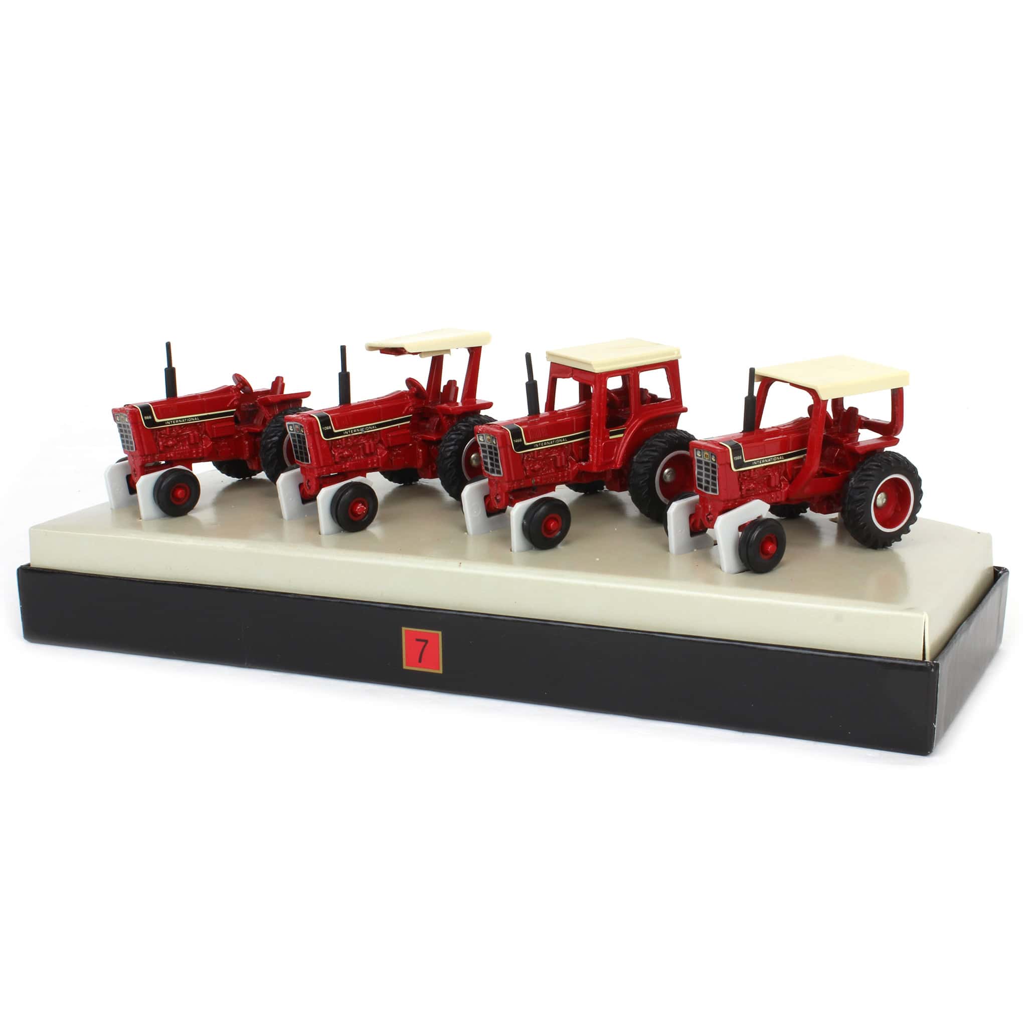 1/64 International Harvester 66 Series Tractor Set #7, Limited Edition - Image 2