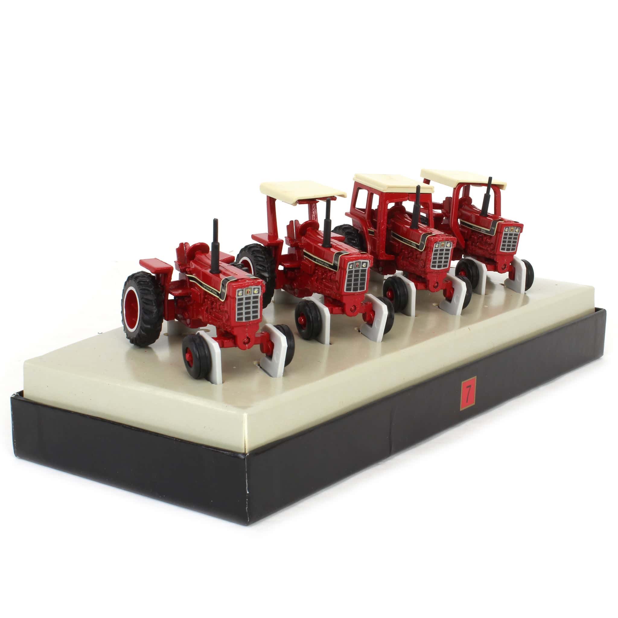 1/64 International Harvester 66 Series Tractor Set #7, Limited Edition - Image 3