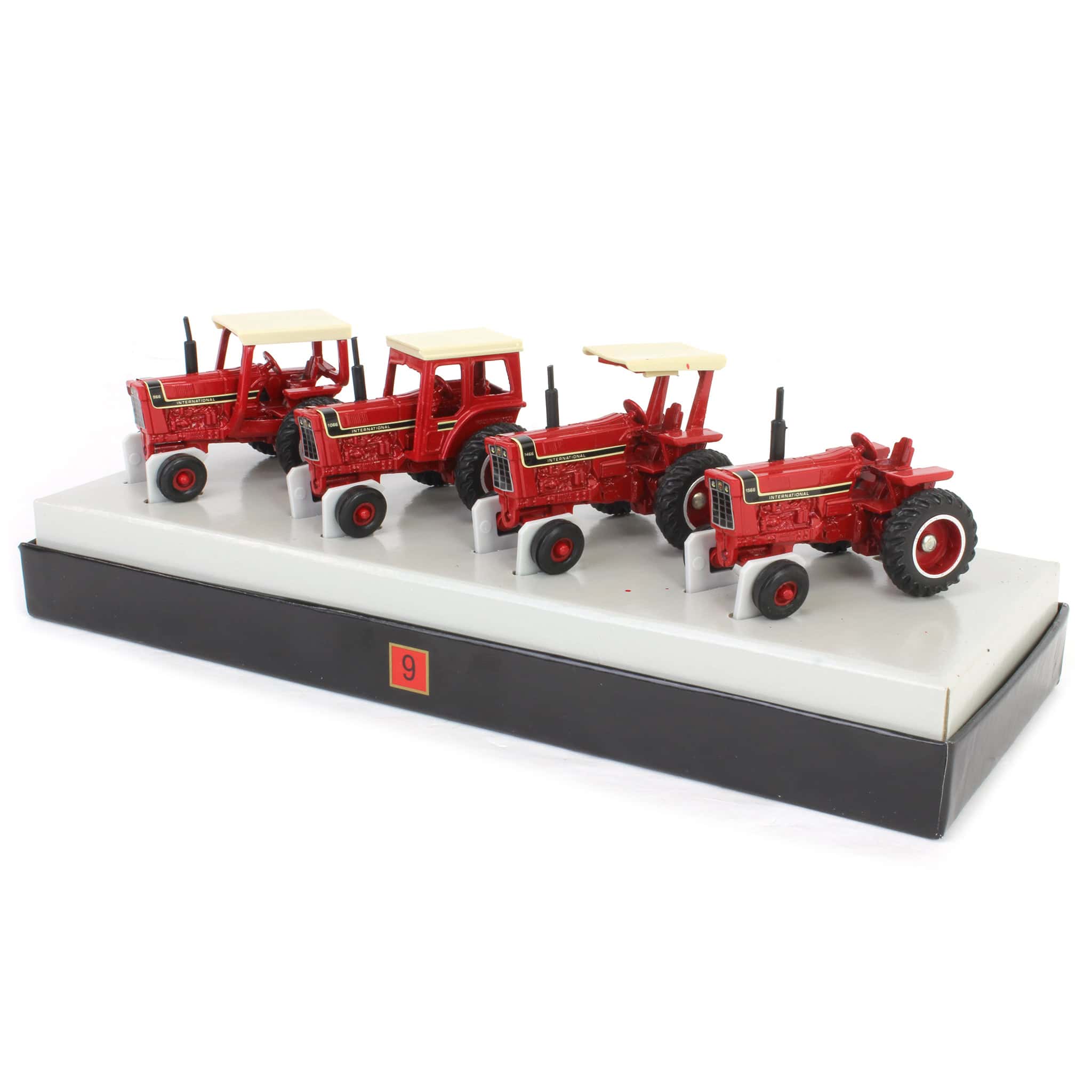 1/64 International Harvester 66 Series Limited Edition Set #9 - Image 2