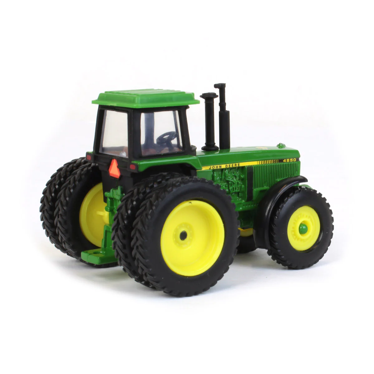 1/64 John Deere 4850 Tractor with FFA Logo by ERTL - Image 3