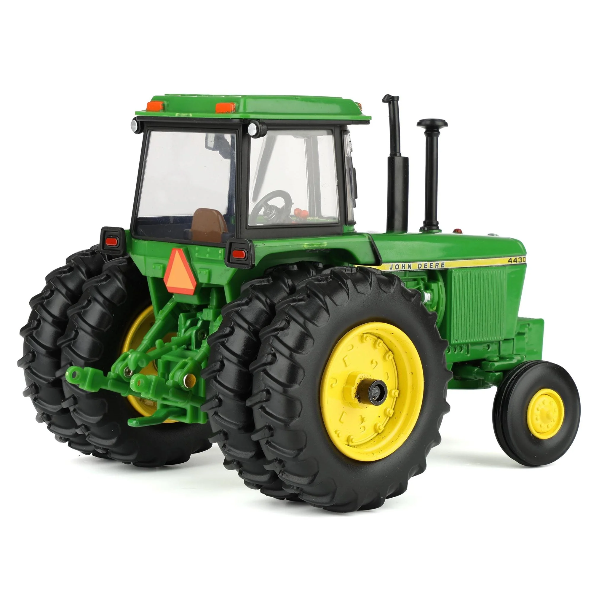 1/64 John Deere 630 Narrow Front Tractor - Image 3