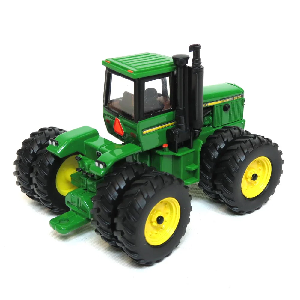 1/64 John Deere 8650 4WD Tractor with Duals, 2016 National Farm Toy Show - Image 4