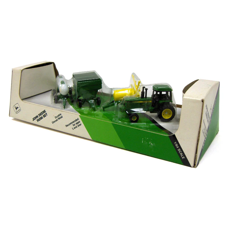 1/64 John Deere Farm Set with Tractor, Sprayer, Ammonia Tank & Wagon