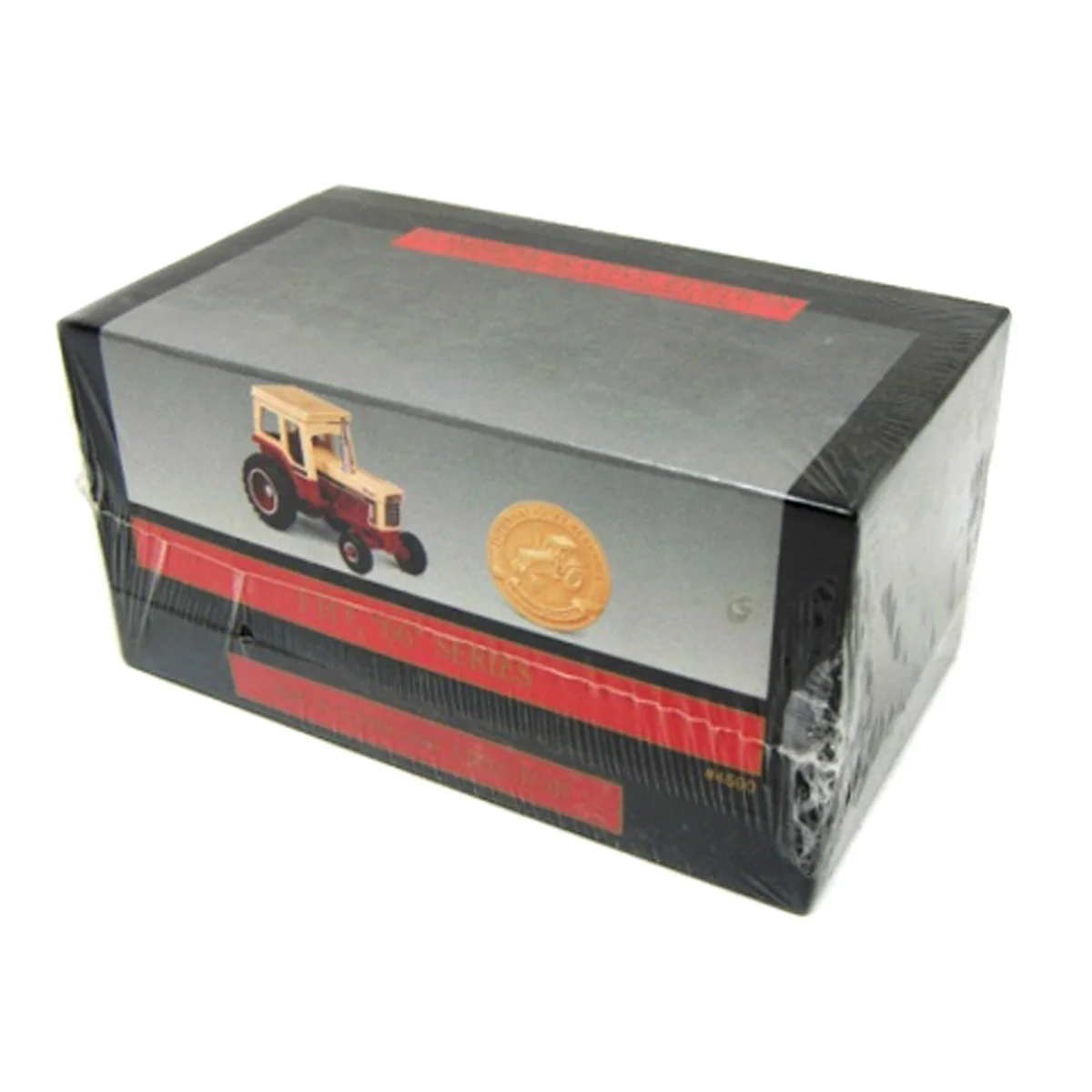 1/64 International 1066 5 Millionth Tractor, Limited Edition, #10 in IH 66 Series - Image 5
