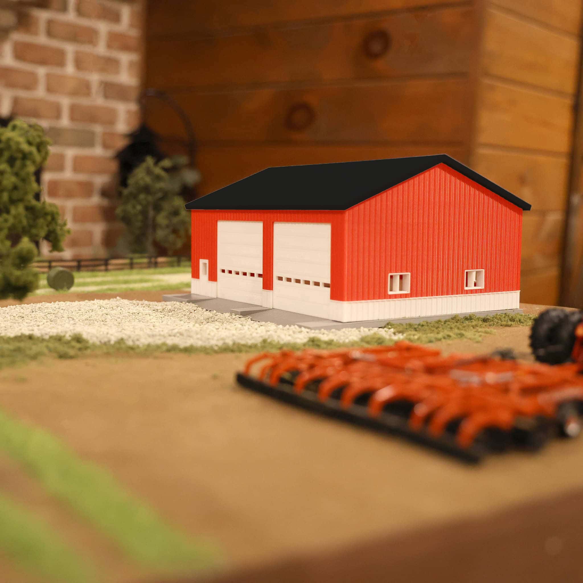 1/64 Red & White Machinery Shed with Black Roof by REVD Toys, 3D Printed - Image 8