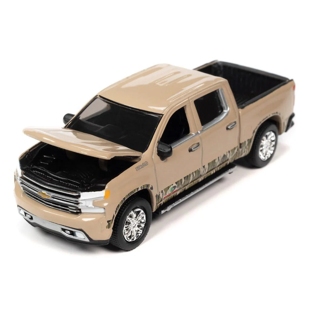 1/64 Mossy Oak 2019 Chevrolet Silverado High Country Pickup Truck by Big Country - Image 2