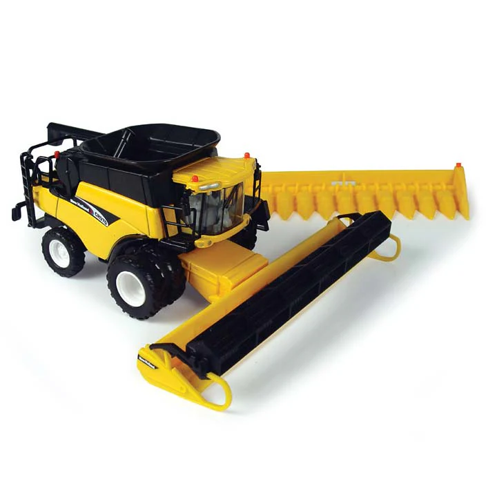 1/64 New Holland CR970 Combine by ERTL, 2005 Farm Show Collector Edition