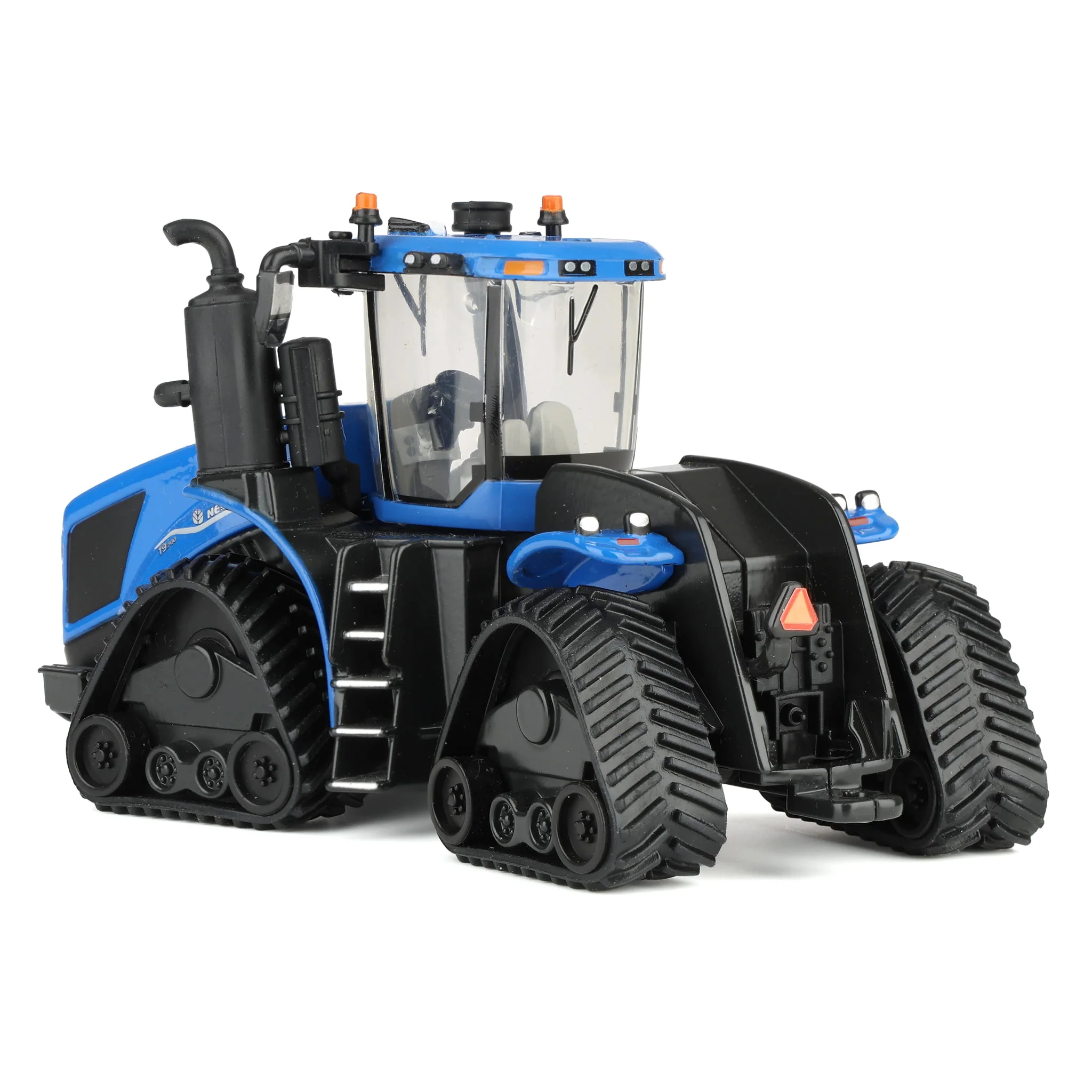 1/64 New Holland T9.700 SmartTrax II Tractor with PLM Intelligence, ERTL Prestige Collection - Image 4