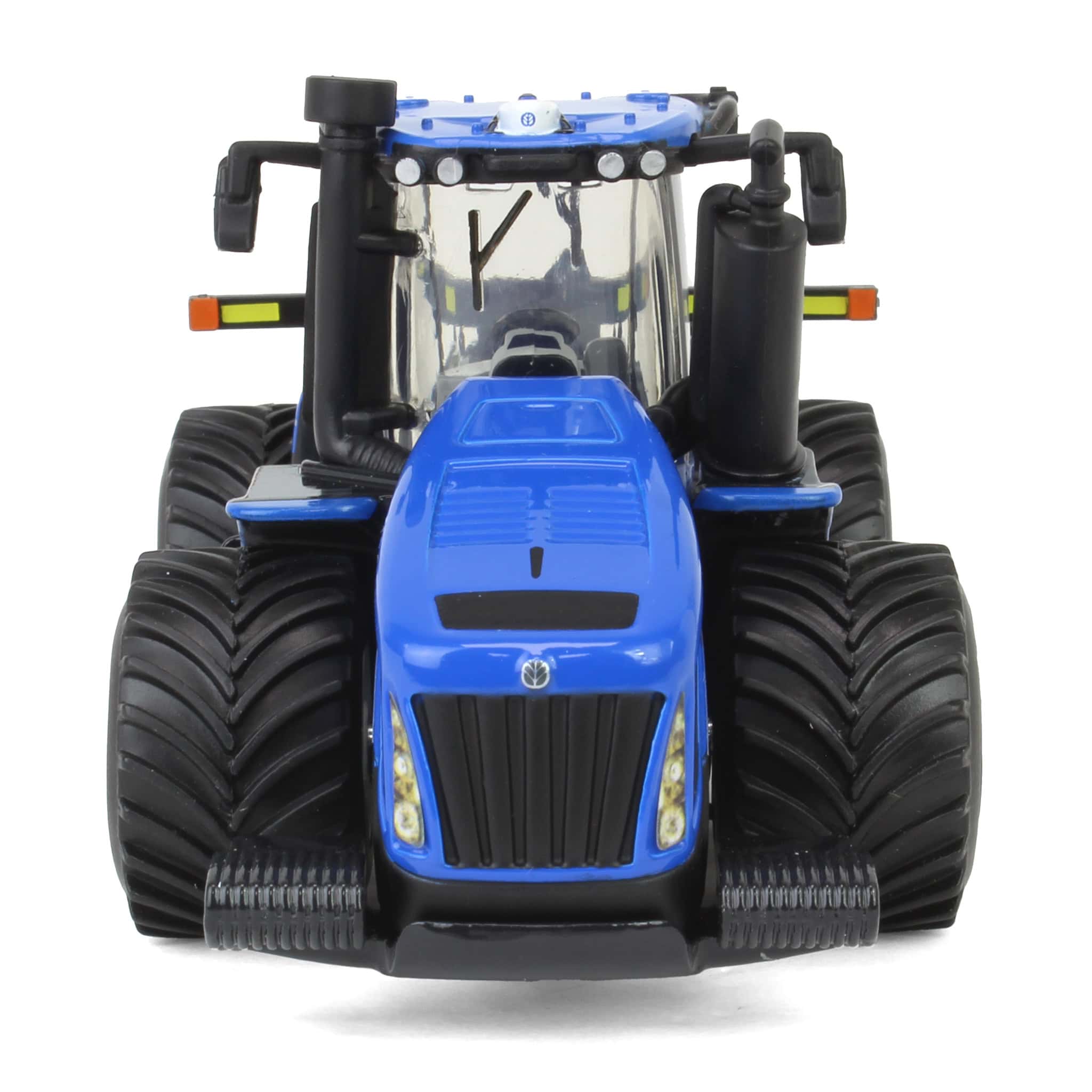 1/64 New Holland T9.700 Tractor with PLM Intelligence & LSW Tires, ERTL Prestige Collection - Image 5