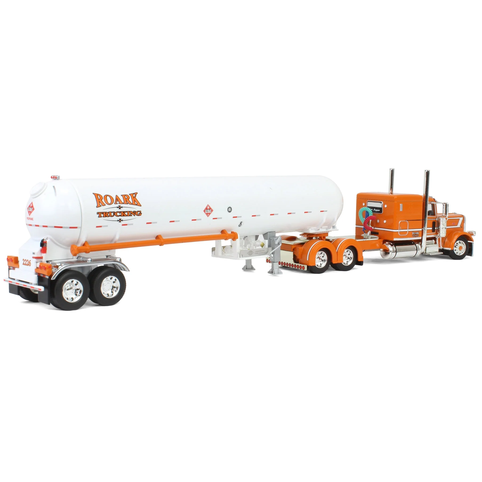 1/64 Peterbilt 389 Semi Truck with Mississippi LP Tanker Trailer, Roark Trucking - Under Pressure, DCP by First Gear - Image 3