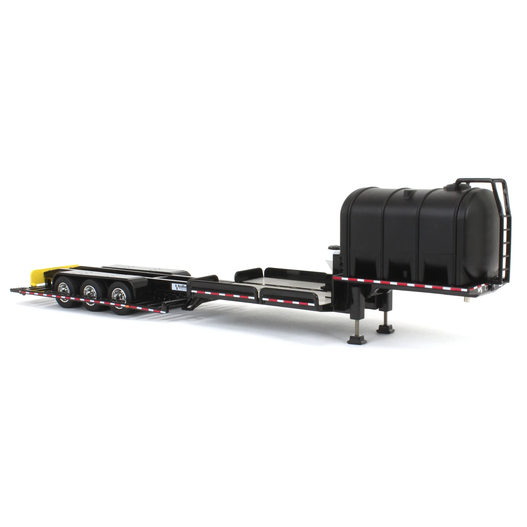 1/64 RoadRuner Manufacturing Model 4000 Sprayer Trailer - Image 2