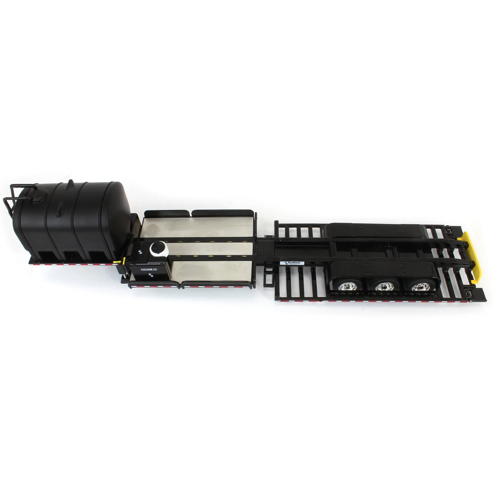 1/64 RoadRuner Manufacturing Model 4000 Sprayer Trailer - Image 9
