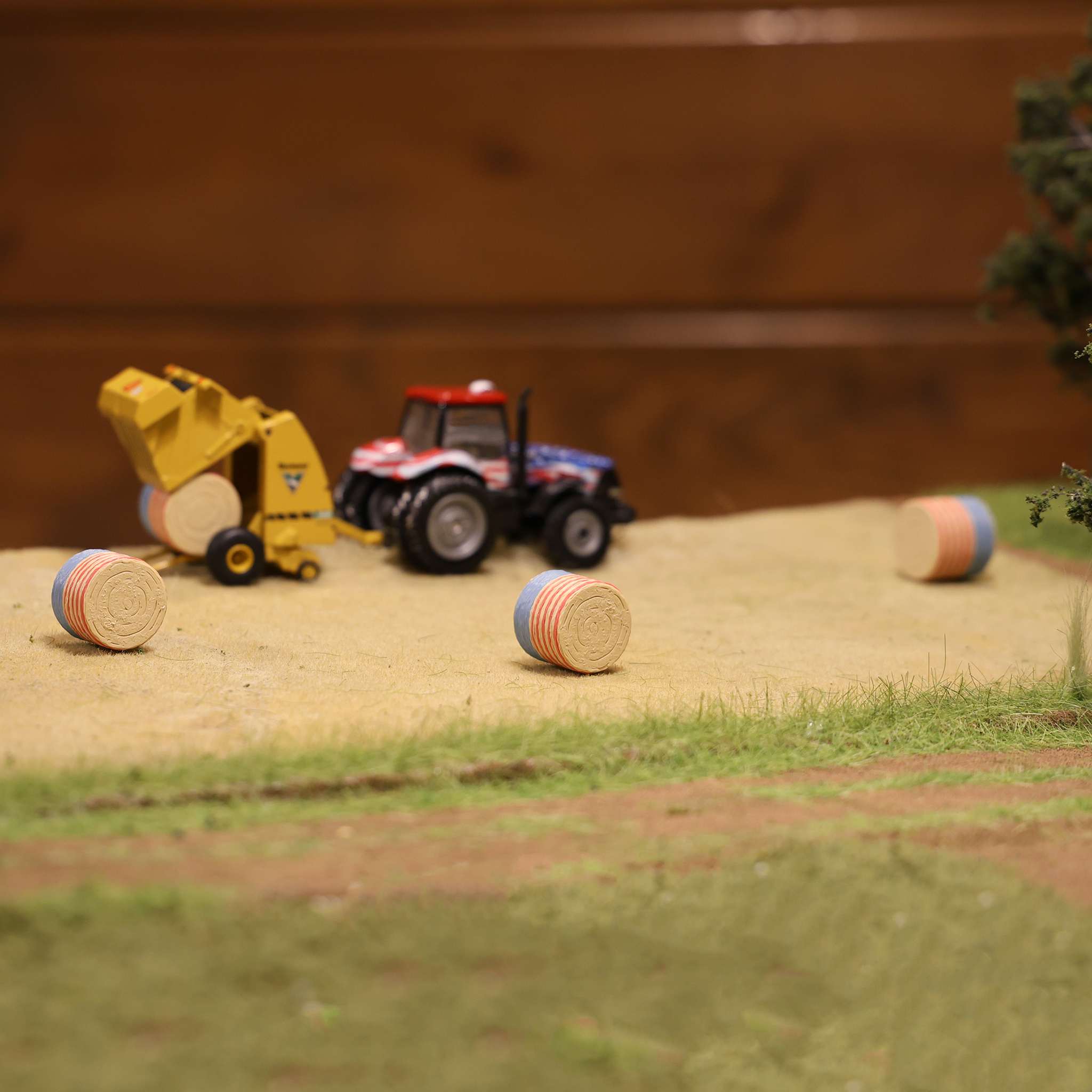 1/64 Round Freedom Wrap Straw Bales 12-Pack by REVD Toys, 3D Printed - Image 8