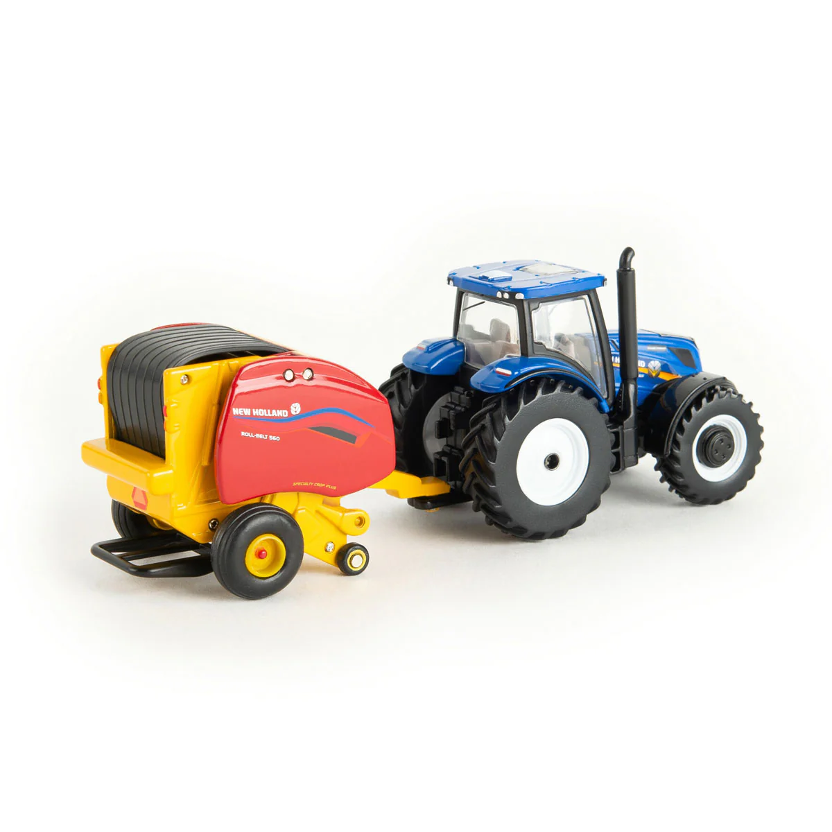 1/64 Special Edition New Holland Dairy Barn Set with T6.164 Tractor and Roll-Belt 560 Baler - Image 5