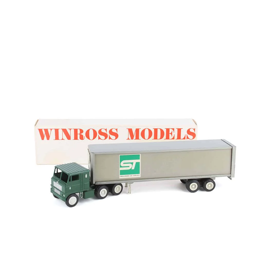 1/64 Truck by Winross, Smith's Transfer Corp. 1972