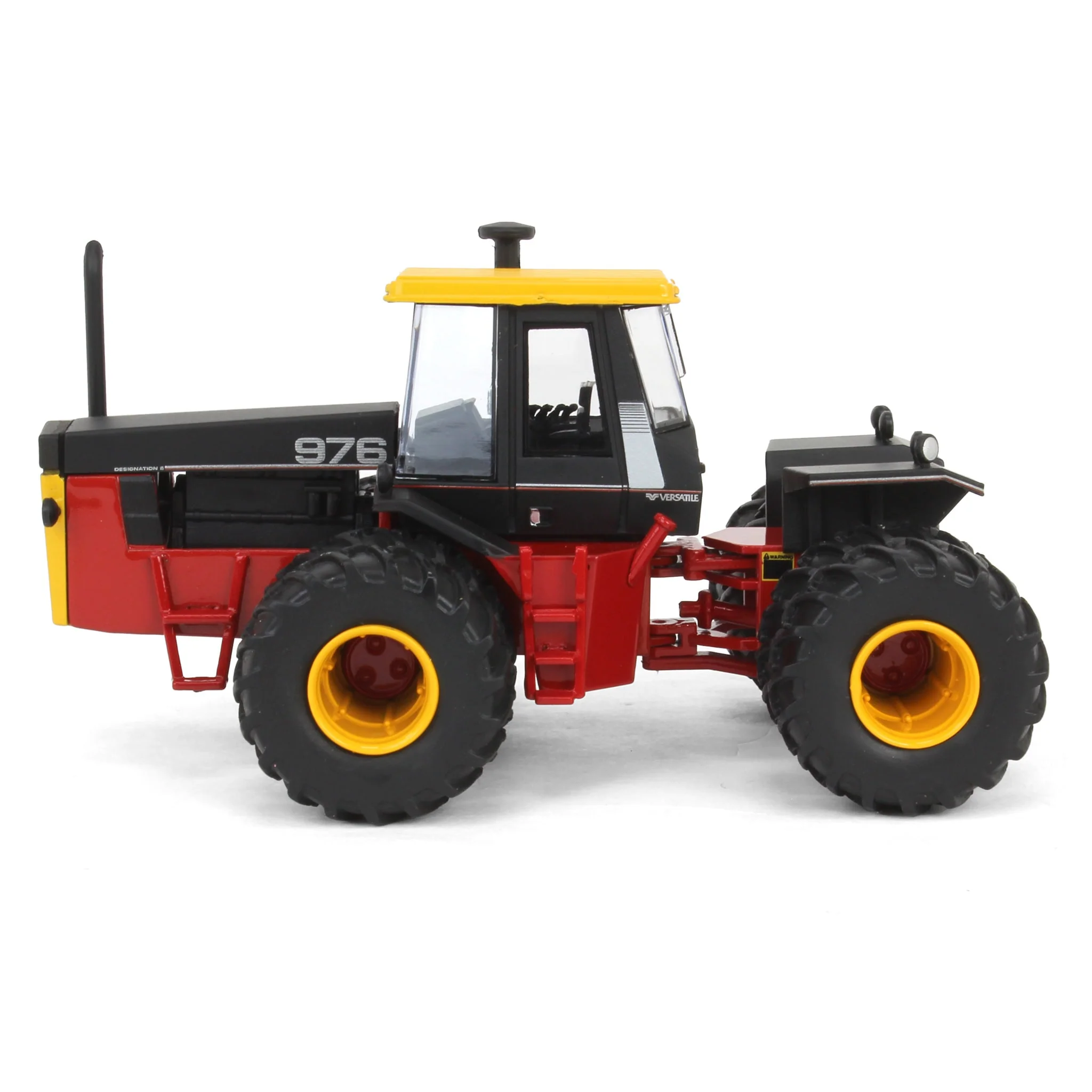 1/64 Versatile 976 4WD Tractor with 24.5-32 Duals, Limited Edition Series - Image 4
