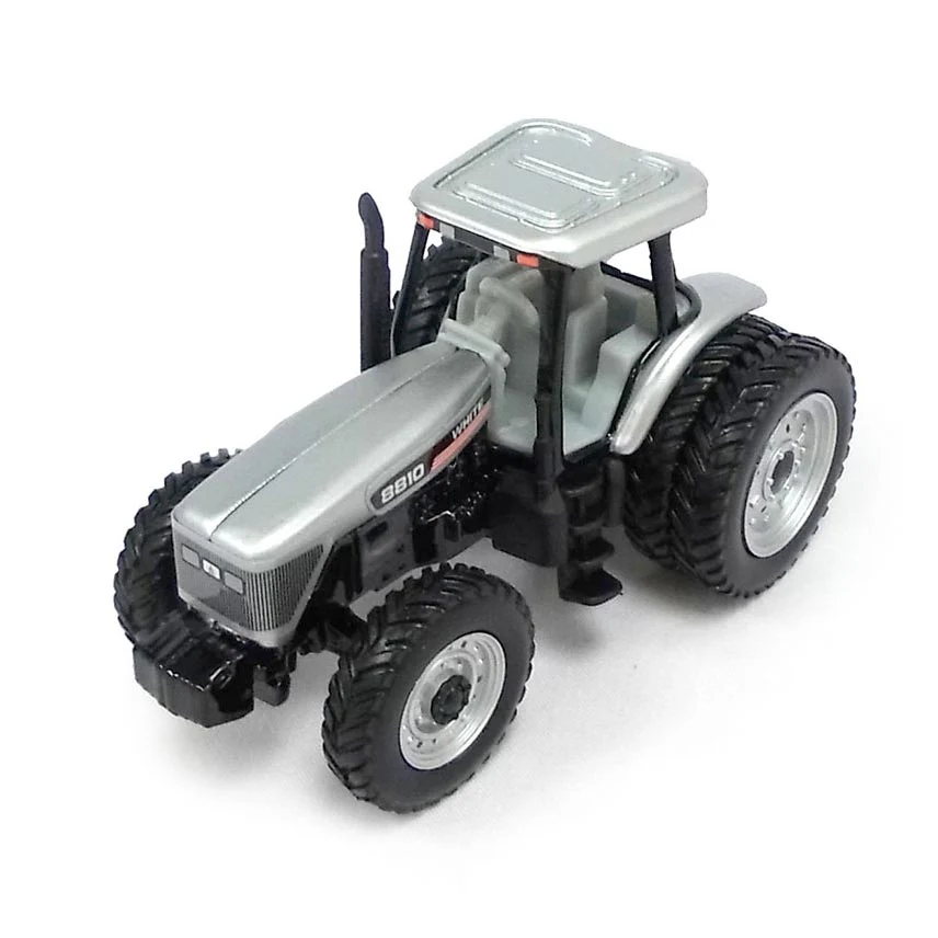 1/64 White 8810 with MFD and Rear Duals - Image 2