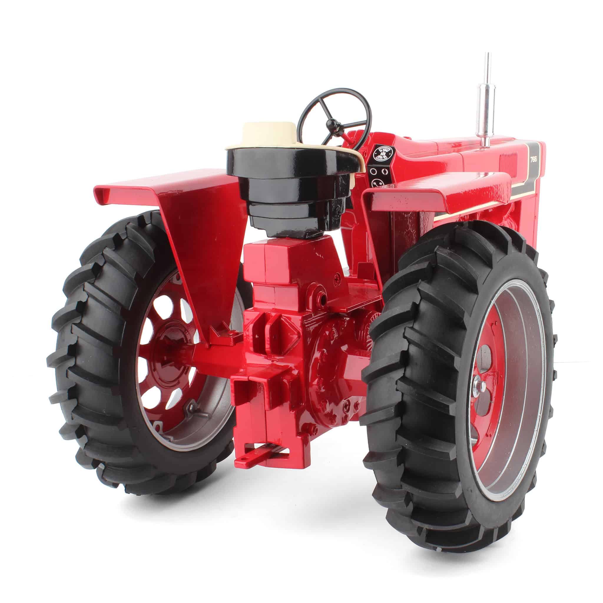 1/8 Special Edition International 766 NF Tractor with Muffler, 2007 Farm Progress Show, by Scale Models - Image 5