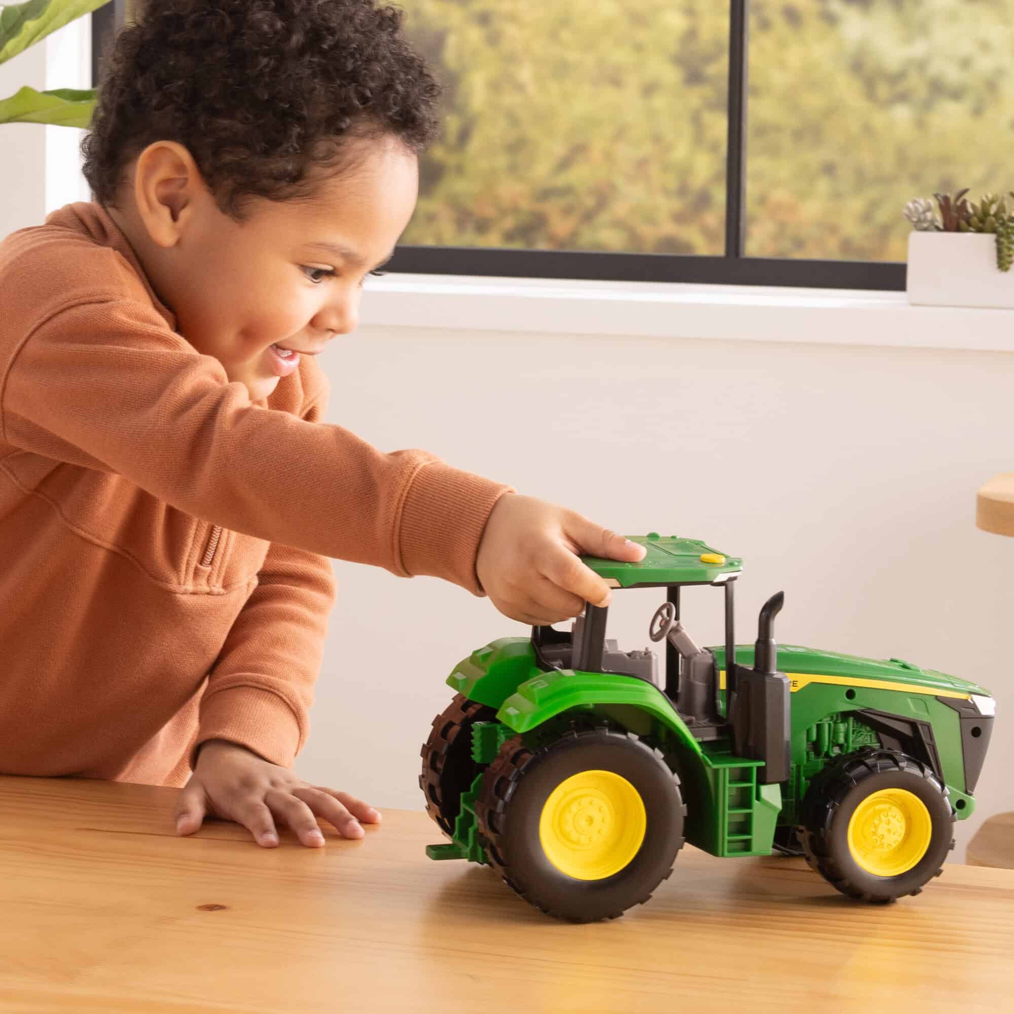 12in John Deere Toy Tractor with Lights & Sounds by ERTL - Image 7