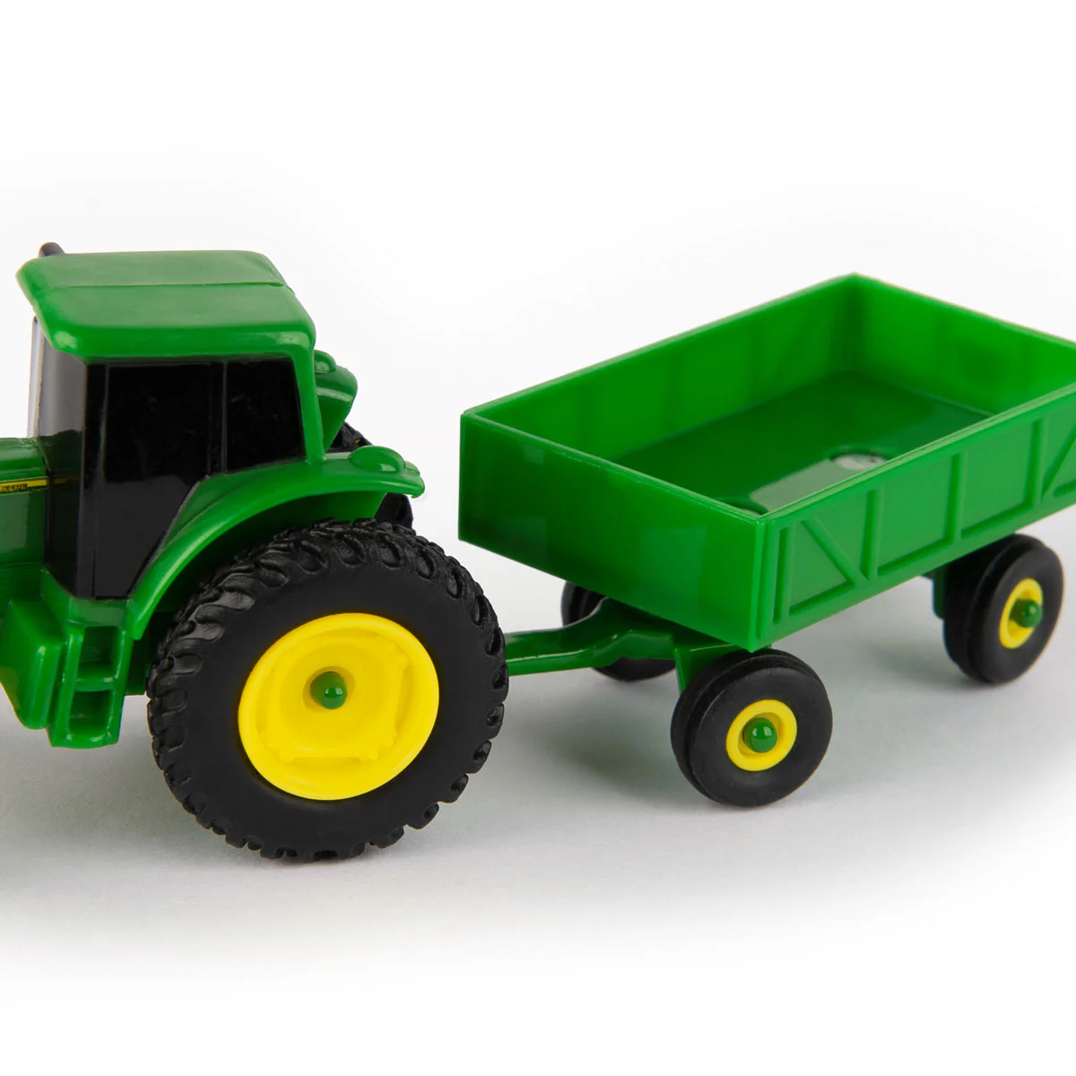Approx. 1/64 Scale John Deere 70 Piece Value Set with Machine Shed - Image 7