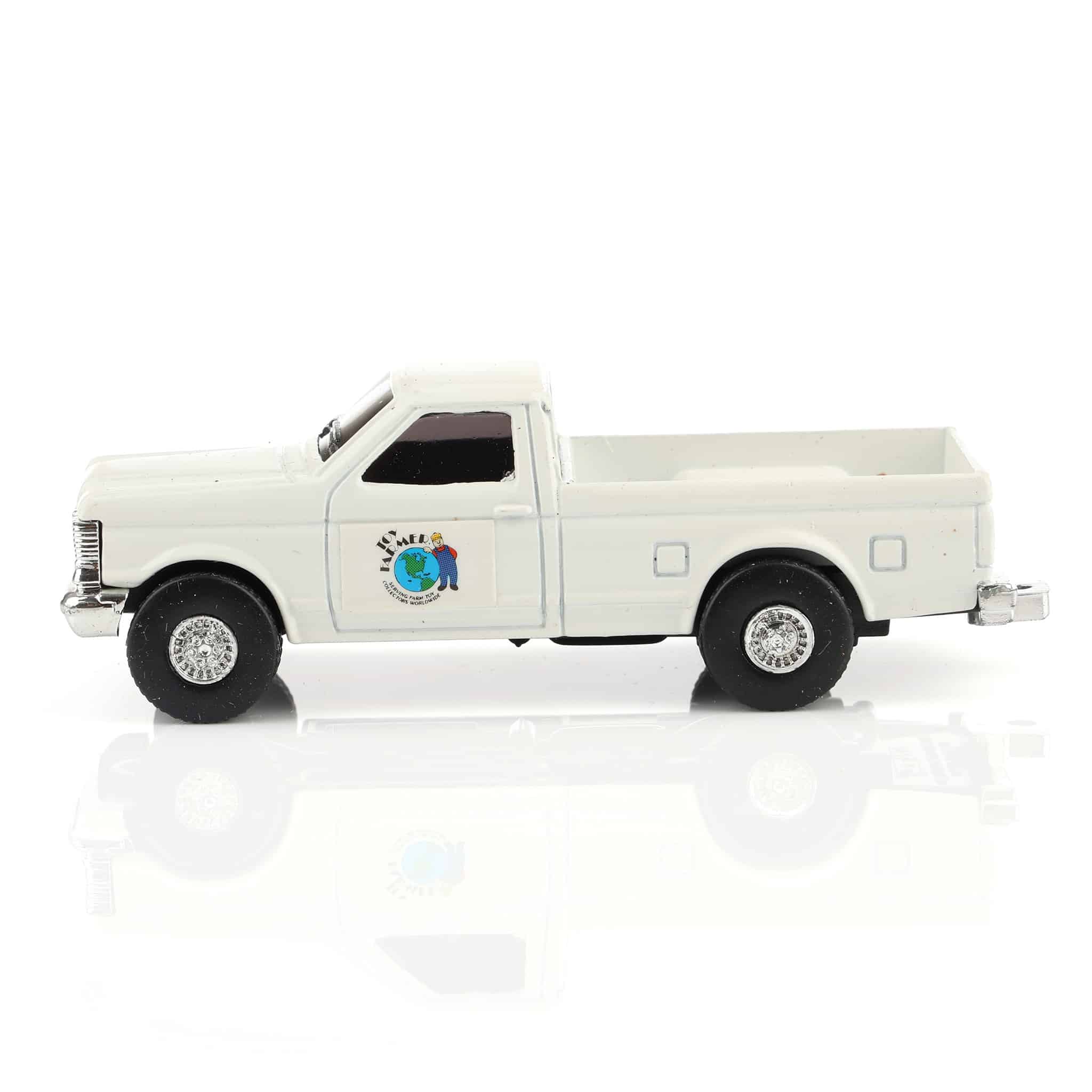 Approximate 1/64 White Pickup, 1993 Toy Farmer - Image 5