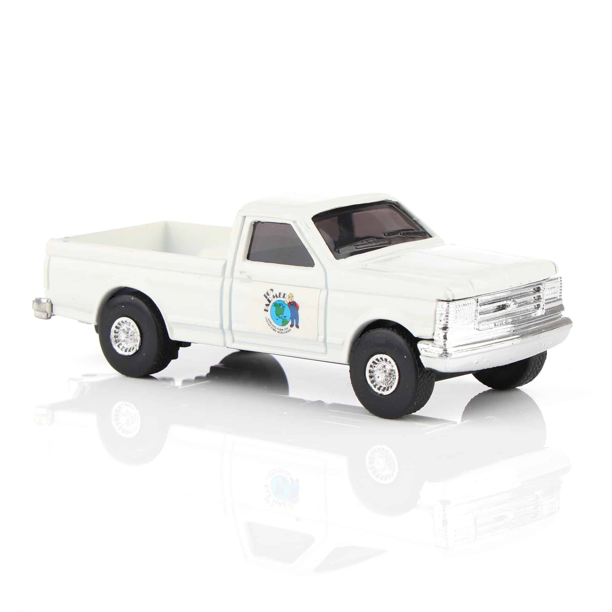 Approximate 1/64 White Pickup, 1998 Toy Farmer Edition - Image 2