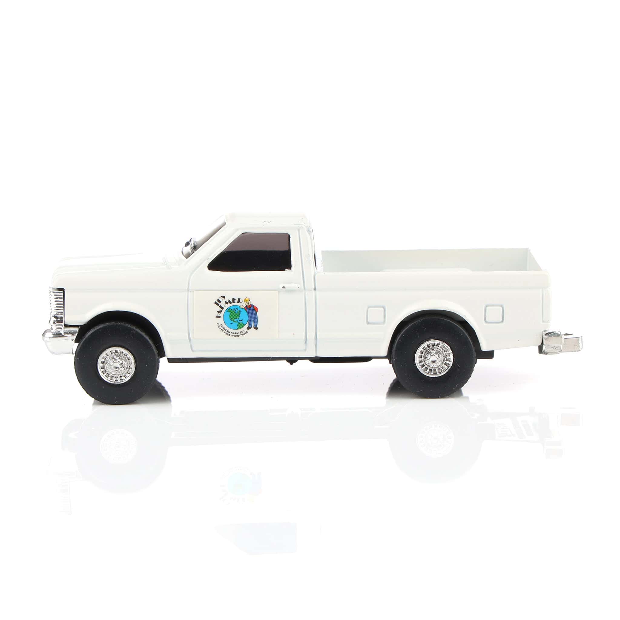 Approximate 1/64 White Pickup, 1998 Toy Farmer Edition - Image 5